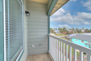 Lake House Stylish Port A RetreatShort drive to beach Shared PoolGolf Cart included!, , on Gulf of Mexico - Port Aransas in Texas - Lakehouse Vacation Rental - Lake Home for rent on LakeHouseVacations.com