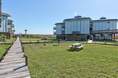 Lake House Heated swimming pool, boardwalk to the beach, play area, community game room , , on Gulf of Mexico - Port Aransas in Texas - Lakehouse Vacation Rental - Lake Home for rent on LakeHouseVacations.com