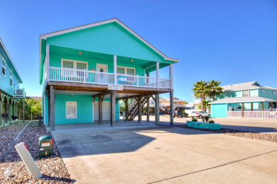 Lake House Fantastic home with a community pool, right in the heart of Port Aransas!, , on Gulf of Mexico - Port Aransas in Texas - Lakehouse Vacation Rental - Lake Home for rent on LakeHouseVacations.com