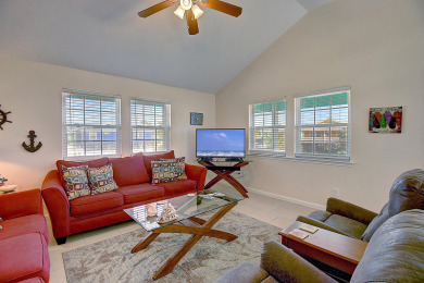 Lake House Fantastic home with a community pool, right in the heart of Port Aransas!, , on Gulf of Mexico - Port Aransas in Texas - Lakehouse Vacation Rental - Lake Home for rent on LakeHouseVacations.com