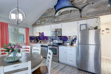 Lake House Fabulous stilted home! 0.4 miles to beach, Community pool! , , on Gulf of Mexico - Port Aransas in Texas - Lakehouse Vacation Rental - Lake Home for rent on LakeHouseVacations.com