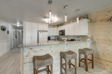Lake House Beautiful ground floor beachfront condo at Grand Caribbean, , on Gulf of Mexico - Port Aransas in Texas - Lakehouse Vacation Rental - Lake Home for rent on LakeHouseVacations.com