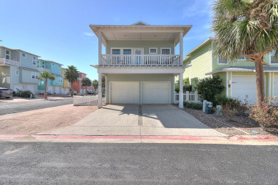 Lake House Tropical Landscape, 2 Heated Pools, Gated Subdivision! Close to the Beach!, , on Gulf of Mexico - Port Aransas in Texas - Lakehouse Vacation Rental - Lake Home for rent on LakeHouseVacations.com