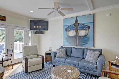 Lake House Huge pool in a private courtyard area and just a 5 minute walk to the beach!, , on Gulf of Mexico - Port Aransas in Texas - Lakehouse Vacation Rental - Lake Home for rent on LakeHouseVacations.com