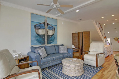 Lake House Huge pool in a private courtyard area and just a 5 minute walk to the beach!, , on Gulf of Mexico - Port Aransas in Texas - Lakehouse Vacation Rental - Lake Home for rent on LakeHouseVacations.com