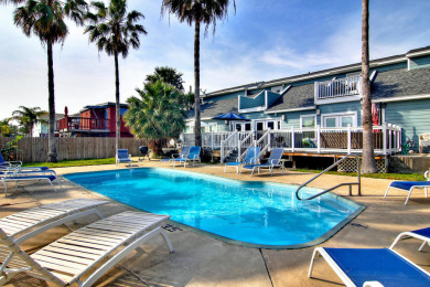 Lake House Huge pool in a private courtyard area and just a 5 minute walk to the beach!, , on Gulf of Mexico - Port Aransas in Texas - Lakehouse Vacation Rental - Lake Home for rent on LakeHouseVacations.com