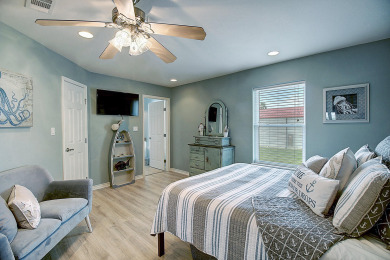 Lake House A fully remodeled condo overlooking a lush pond! Shared Pool! Boat Parking!, , on Gulf of Mexico - Port Aransas in Texas - Lakehouse Vacation Rental - Lake Home for rent on LakeHouseVacations.com