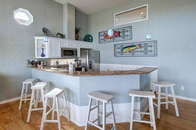 Lake House A fully remodeled condo overlooking a lush pond! Shared Pool! Boat Parking!, , on Gulf of Mexico - Port Aransas in Texas - Lakehouse Vacation Rental - Lake Home for rent on LakeHouseVacations.com