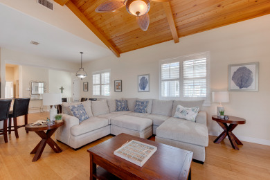 Lake House Beautiful coastal home with beach views, easy walk to the beach!, , on Gulf of Mexico - Port Aransas in Texas - Lakehouse Vacation Rental - Lake Home for rent on LakeHouseVacations.com