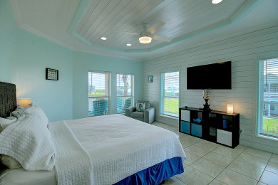 Lake House Mustang Island vacation home, access to beach & community pool, , on Gulf of Mexico - Port Aransas in Texas - Lakehouse Vacation Rental - Lake Home for rent on LakeHouseVacations.com