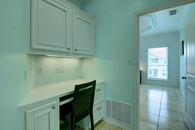 Lake House Mustang Island vacation home, access to beach & community pool, , on Gulf of Mexico - Port Aransas in Texas - Lakehouse Vacation Rental - Lake Home for rent on LakeHouseVacations.com