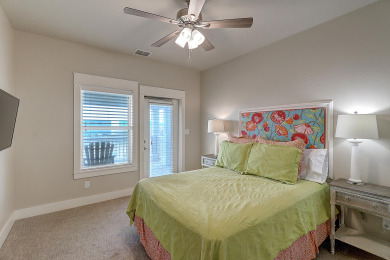 Lake House In-town! Beachfront! BBQ Grill!, , on Gulf of Mexico - Port Aransas in Texas - Lakehouse Vacation Rental - Lake Home for rent on LakeHouseVacations.com