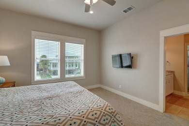 Lake House In-town! Beachfront! BBQ Grill!, , on Gulf of Mexico - Port Aransas in Texas - Lakehouse Vacation Rental - Lake Home for rent on LakeHouseVacations.com