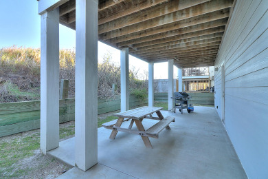 Lake House In-town! Beachfront! BBQ Grill!, , on Gulf of Mexico - Port Aransas in Texas - Lakehouse Vacation Rental - Lake Home for rent on LakeHouseVacations.com