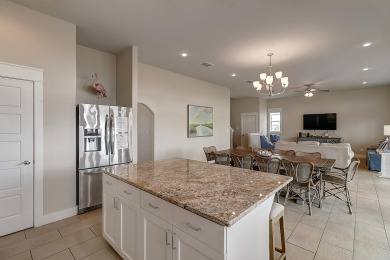 Lake House In-town! Beachfront! BBQ Grill!, , on Gulf of Mexico - Port Aransas in Texas - Lakehouse Vacation Rental - Lake Home for rent on LakeHouseVacations.com