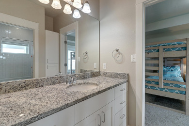 Lake House In-town! Beachfront! BBQ Grill!, , on Gulf of Mexico - Port Aransas in Texas - Lakehouse Vacation Rental - Lake Home for rent on LakeHouseVacations.com