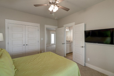 Lake House In-town! Beachfront! BBQ Grill!, , on Gulf of Mexico - Port Aransas in Texas - Lakehouse Vacation Rental - Lake Home for rent on LakeHouseVacations.com