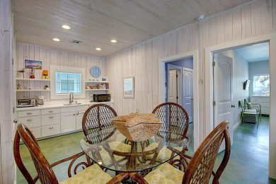 Lake House Unforgettable Family Gatherings Await at Banyan Breeze!, , on Gulf of Mexico - Port Aransas in Texas - Lakehouse Vacation Rental - Lake Home for rent on LakeHouseVacations.com