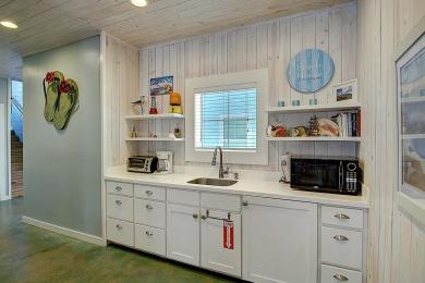 Lake House Unforgettable Family Gatherings Await at Banyan Breeze!, , on Gulf of Mexico - Port Aransas in Texas - Lakehouse Vacation Rental - Lake Home for rent on LakeHouseVacations.com
