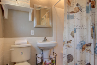 Lake House Cutest cottage in all of Port A! Short Walk to the beach!, , on Gulf of Mexico - Port Aransas in Texas - Lakehouse Vacation Rental - Lake Home for rent on LakeHouseVacations.com