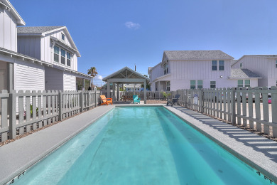 Lake House Cute coastal home with a king bed in every bedroom!, , on Gulf of Mexico - Port Aransas in Texas - Lakehouse Vacation Rental - Lake Home for rent on LakeHouseVacations.com