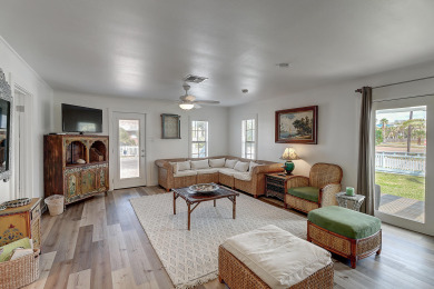 Lake House Texas-Sized Family Retreat Near the Jetty and Beaches in Port Aransas TX!, , on Gulf of Mexico - Port Aransas in Texas - Lakehouse Vacation Rental - Lake Home for rent on LakeHouseVacations.com
