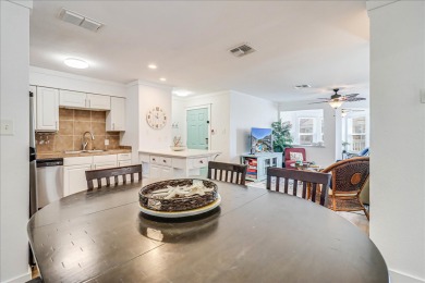 Lake House Renovated condo! Pet Friendly, Walk to Beach, Heated Community Pool, , on Gulf of Mexico - Corpus Christi in Texas - Lakehouse Vacation Rental - Lake Home for rent on LakeHouseVacations.com