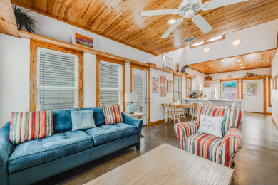 Lake House Cute as can be! 2 Heated Pools, Great Gated Subdivision! Close to the Beach!, , on Gulf of Mexico - Port Aransas in Texas - Lakehouse Vacation Rental - Lake Home for rent on LakeHouseVacations.com