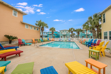 Lake House Cute as can be! 2 Heated Pools, Great Gated Subdivision! Close to the Beach!, , on Gulf of Mexico - Port Aransas in Texas - Lakehouse Vacation Rental - Lake Home for rent on LakeHouseVacations.com