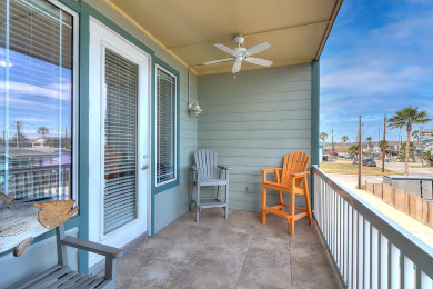 Lake House Chic Port A Retreat, Community pool, Garage access, Golf cart included, , on Gulf of Mexico - Port Aransas in Texas - Lakehouse Vacation Rental - Lake Home for rent on LakeHouseVacations.com