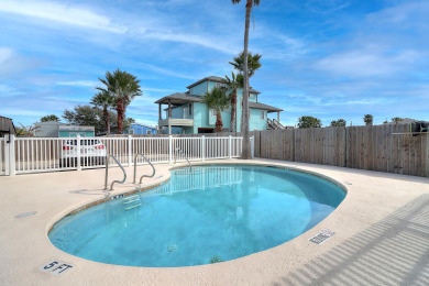 Lake House Chic Port A Retreat, Community pool, Garage access, Golf cart included, , on Gulf of Mexico - Port Aransas in Texas - Lakehouse Vacation Rental - Lake Home for rent on LakeHouseVacations.com