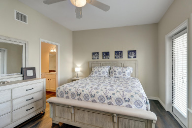 Lake House Chic Port A Retreat, Community pool, Garage access, Golf cart included, , on Gulf of Mexico - Port Aransas in Texas - Lakehouse Vacation Rental - Lake Home for rent on LakeHouseVacations.com