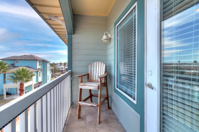 Lake House Chic Port A Retreat, Community pool, Garage access, Golf cart included, , on Gulf of Mexico - Port Aransas in Texas - Lakehouse Vacation Rental - Lake Home for rent on LakeHouseVacations.com