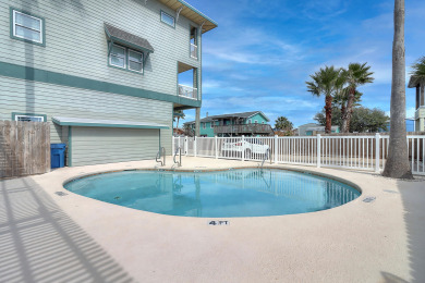Lake House Chic Port A Retreat, Community pool, Garage access, Golf cart included, , on Gulf of Mexico - Port Aransas in Texas - Lakehouse Vacation Rental - Lake Home for rent on LakeHouseVacations.com
