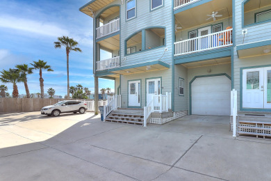 Lake House Chic Port A Retreat, Community pool, Garage access, Golf cart included, , on Gulf of Mexico - Port Aransas in Texas - Lakehouse Vacation Rental - Lake Home for rent on LakeHouseVacations.com