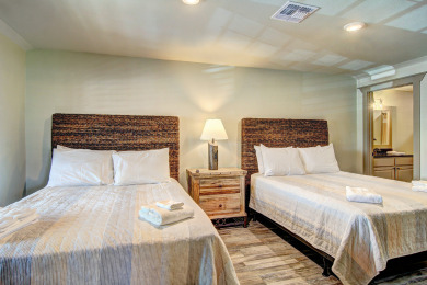 Lake House Cozy duplex near many Port A restaurants & night life, , on Gulf of Mexico - Port Aransas in Texas - Lakehouse Vacation Rental - Lake Home for rent on LakeHouseVacations.com