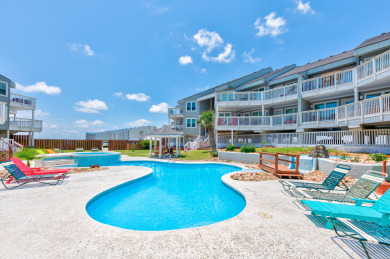 Lake House Cute, lively, condo with beach access!, , on Gulf of Mexico - Port Aransas in Texas - Lakehouse Vacation Rental - Lake Home for rent on LakeHouseVacations.com