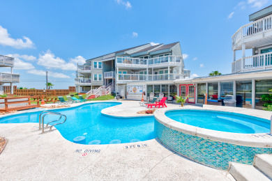 Lake House Cute, lively, condo with beach access!, , on Gulf of Mexico - Port Aransas in Texas - Lakehouse Vacation Rental - Lake Home for rent on LakeHouseVacations.com