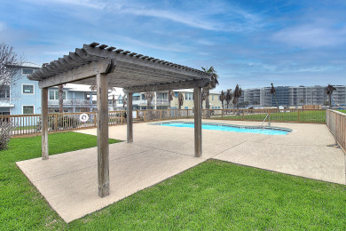 Lake House Super cute! Community boardwalk to the beach and pool!, , on Gulf of Mexico - Port Aransas in Texas - Lakehouse Vacation Rental - Lake Home for rent on LakeHouseVacations.com