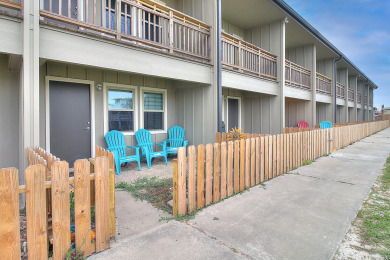 Lake House Super cute! Community boardwalk to the beach and pool!, , on Gulf of Mexico - Port Aransas in Texas - Lakehouse Vacation Rental - Lake Home for rent on LakeHouseVacations.com