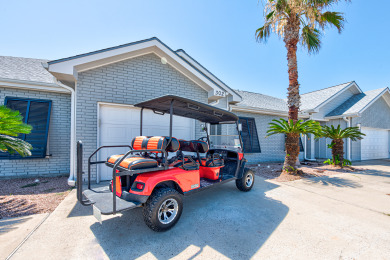 Lake House Just a few blocks from the beach with a community pool. Sleeps 8!, , on Gulf of Mexico - Port Aransas in Texas - Lakehouse Vacation Rental - Lake Home for rent on LakeHouseVacations.com