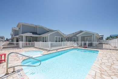 Lake House Just a few blocks from the beach with a community pool. Sleeps 8!, , on Gulf of Mexico - Port Aransas in Texas - Lakehouse Vacation Rental - Lake Home for rent on LakeHouseVacations.com