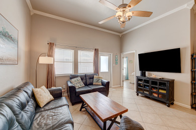 Lake House Just a few blocks from the beach with a community pool. Sleeps 8!, , on Gulf of Mexico - Port Aransas in Texas - Lakehouse Vacation Rental - Lake Home for rent on LakeHouseVacations.com