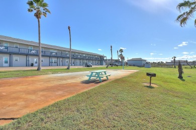 Lake House Beautiful beach condo at Sea Isle Village, community pool and boardwalk!, , on Gulf of Mexico - Port Aransas in Texas - Lakehouse Vacation Rental - Lake Home for rent on LakeHouseVacations.com