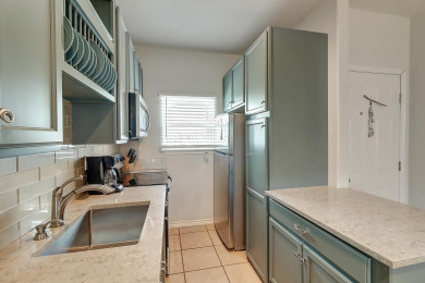 Lake House Beautiful beach condo at Sea Isle Village, community pool and boardwalk!, , on Gulf of Mexico - Port Aransas in Texas - Lakehouse Vacation Rental - Lake Home for rent on LakeHouseVacations.com