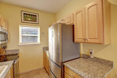 Lake House Pet Friendly, Beachside condo, community pool and beach access, , on Gulf of Mexico - Port Aransas in Texas - Lakehouse Vacation Rental - Lake Home for rent on LakeHouseVacations.com