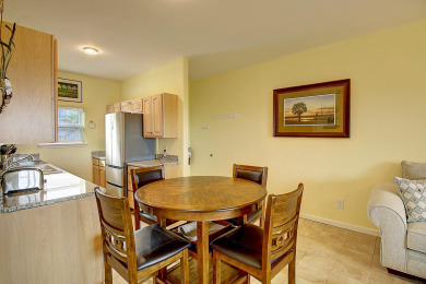 Lake House Pet Friendly, Beachside condo, community pool and beach access, , on Gulf of Mexico - Port Aransas in Texas - Lakehouse Vacation Rental - Lake Home for rent on LakeHouseVacations.com