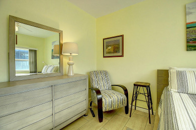 Lake House Pet Friendly, Beachside condo, community pool and beach access, , on Gulf of Mexico - Port Aransas in Texas - Lakehouse Vacation Rental - Lake Home for rent on LakeHouseVacations.com