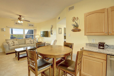 Lake House Pet Friendly, Beachside condo, community pool and beach access, , on Gulf of Mexico - Port Aransas in Texas - Lakehouse Vacation Rental - Lake Home for rent on LakeHouseVacations.com