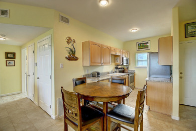 Lake House Pet Friendly, Beachside condo, community pool and beach access, , on Gulf of Mexico - Port Aransas in Texas - Lakehouse Vacation Rental - Lake Home for rent on LakeHouseVacations.com